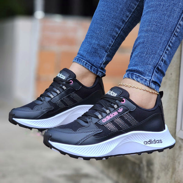 Adidas SpeedCore Para mujer - Novara