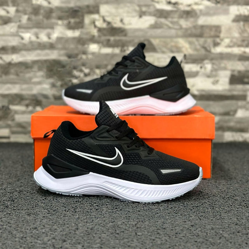 Nike Zoom 2.0 Unisex - Novara