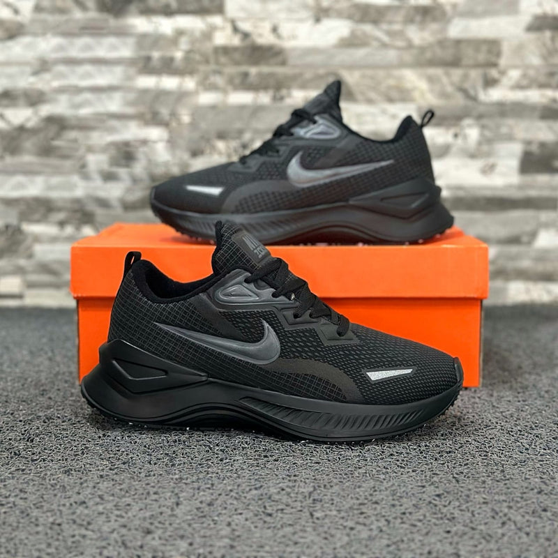 Nike Zoom 2.0 Unisex - Novara